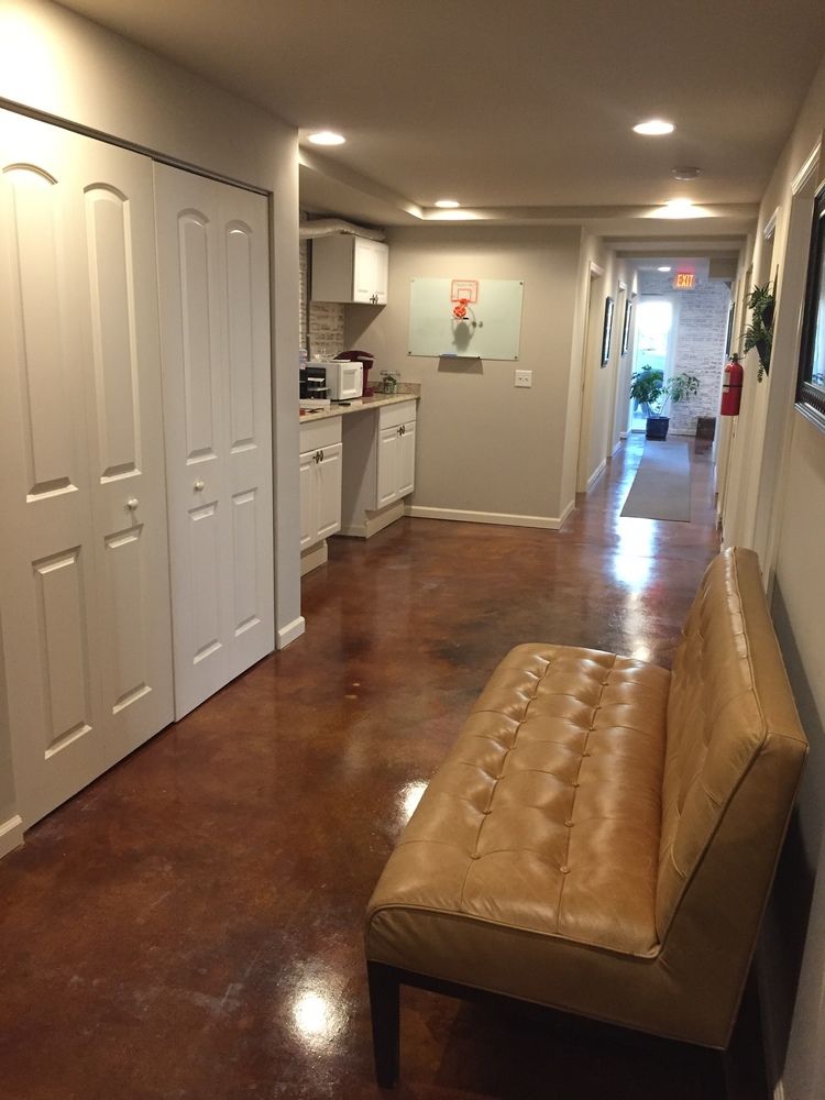 Retail Office - 4,250 SQ.FT Roswell GA: 10901 Crabapple Rd, Roswell, GA 30075